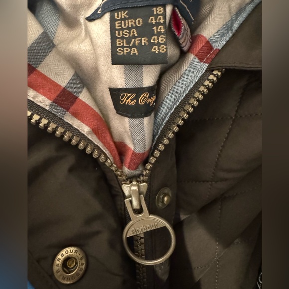 Barbour Millfire Diamond- Quilted Jacket. Brown/olive color.  Size 14. - Picture 9 of 12